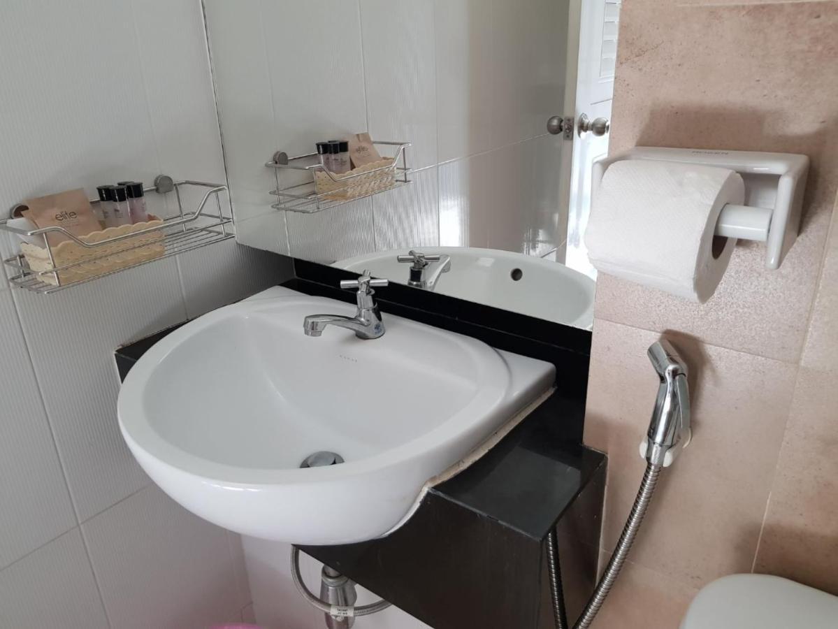 Elite Residence Phitsanulok Sha エクステリア 写真